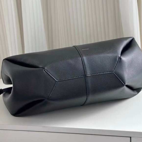 Polene Elegant Black Tote Bag - Picture 2 of 4